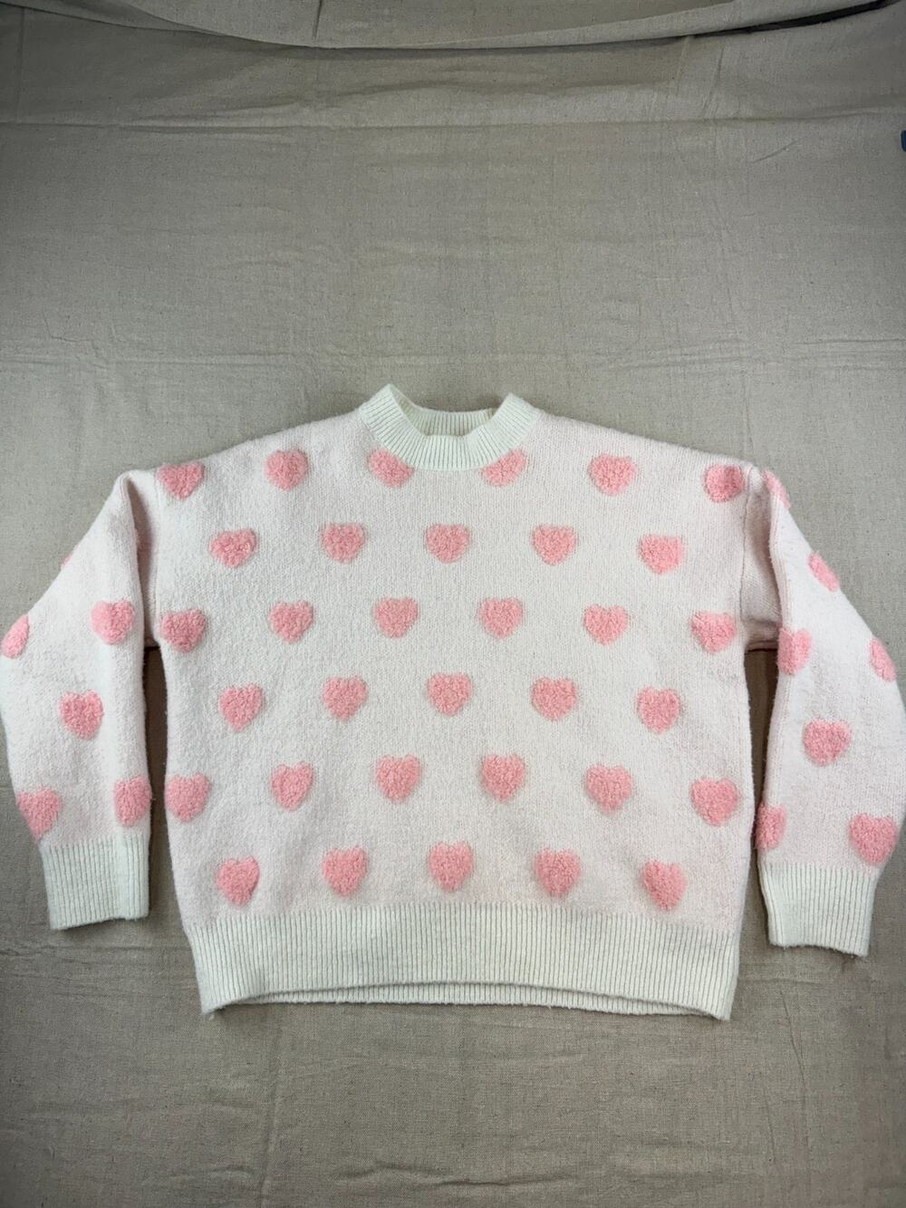 Look by M New York fuzzy sweater with Pink Hearts, Size Medium